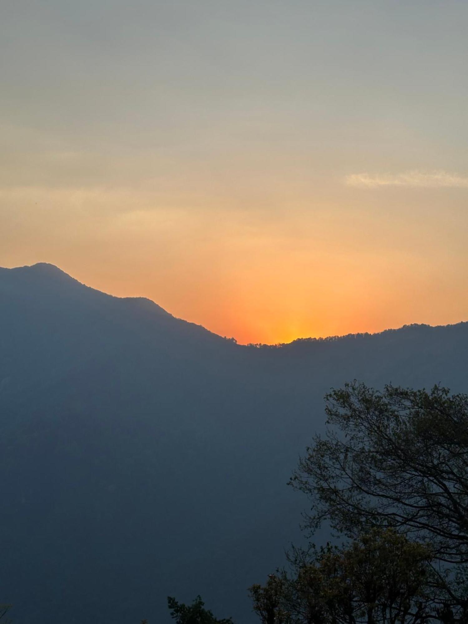 Hill Top Lodge Ghandruk Astam Extérieur photo
